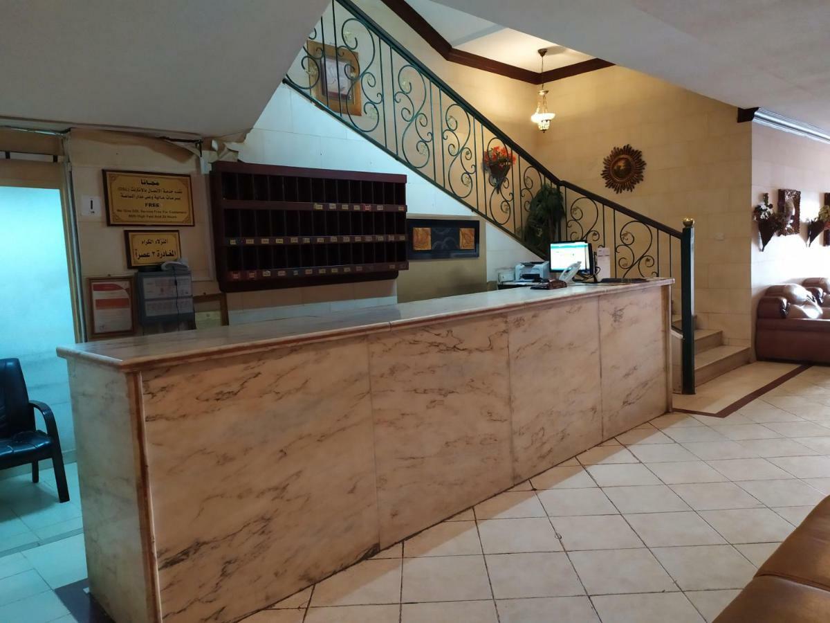 قصر اليمامة للاجنحة الفندقية-فرع حجاب Riad Exterior foto