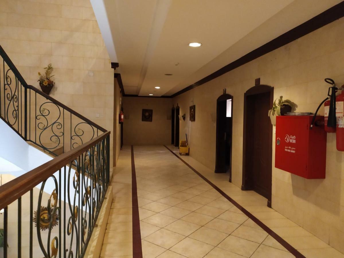 قصر اليمامة للاجنحة الفندقية-فرع حجاب Riad Exterior foto