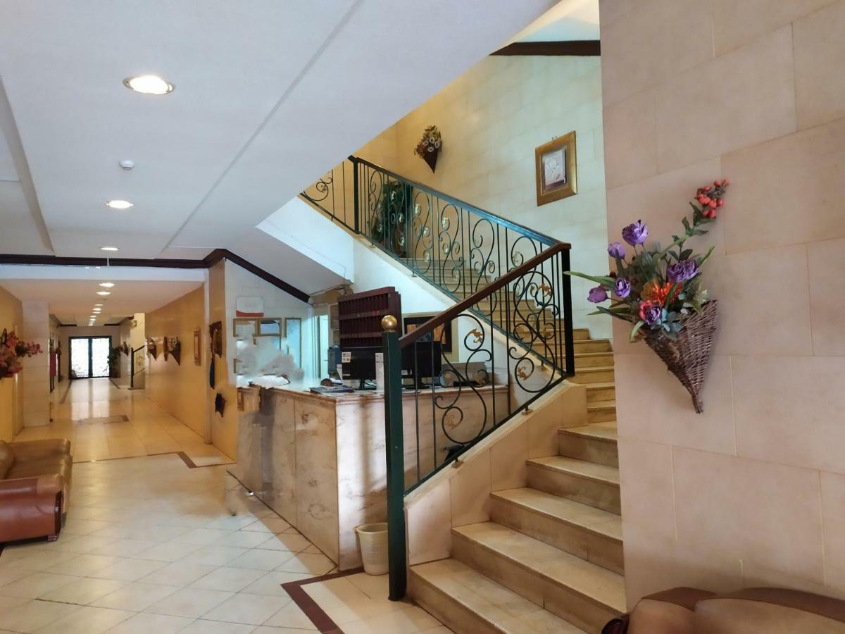 قصر اليمامة للاجنحة الفندقية-فرع حجاب Riad Exterior foto