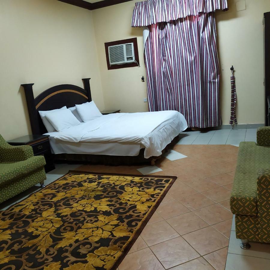 قصر اليمامة للاجنحة الفندقية-فرع حجاب Riad Exterior foto